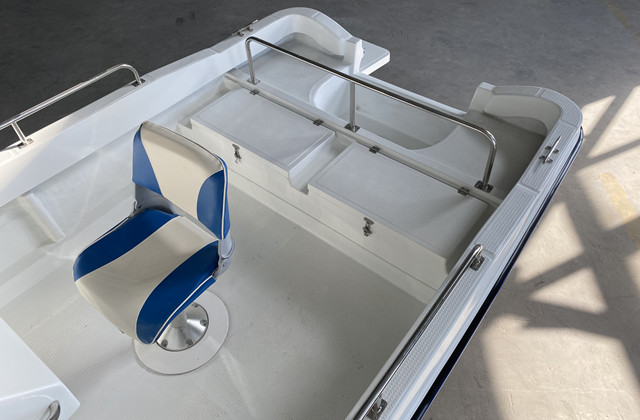 Liya 19.8Feet/6M single hull fiberglass boat for 8people