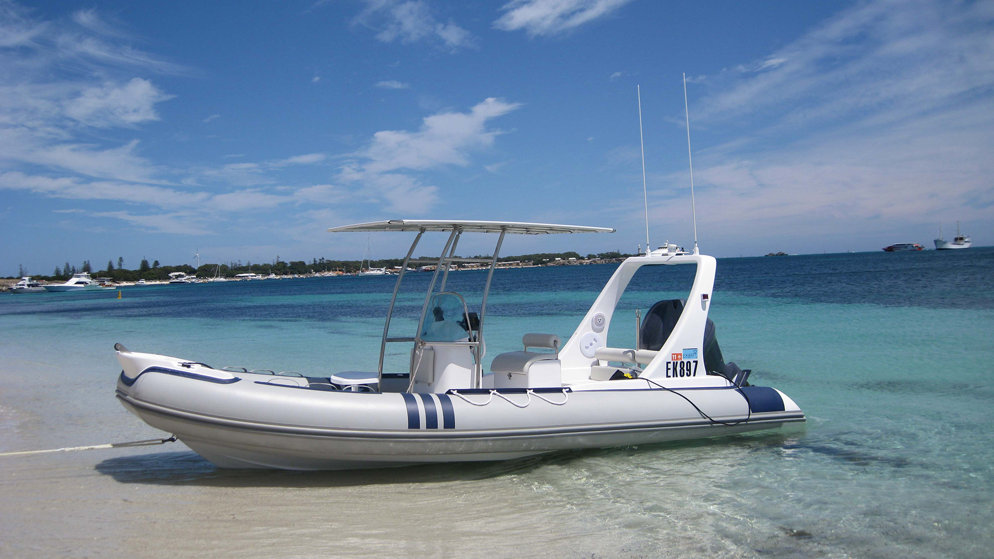 inflatable boat 620-1.jpg